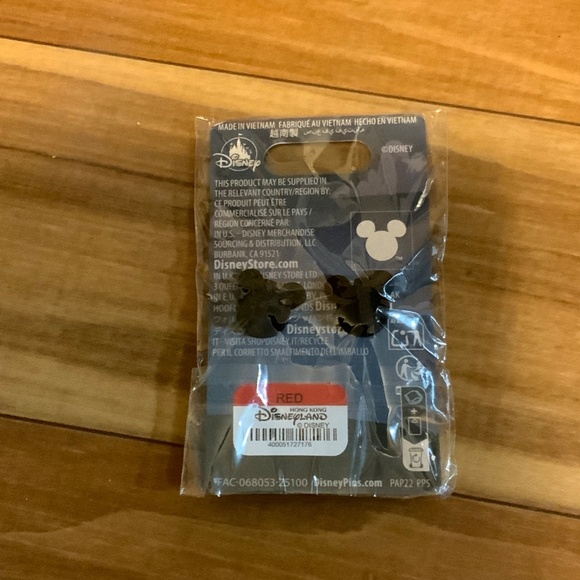 Authentic Hong Kong Disneyland Stitch Halloween Disney Pin New - Picture 2 of 3